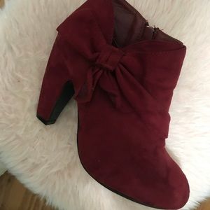 Red bootie